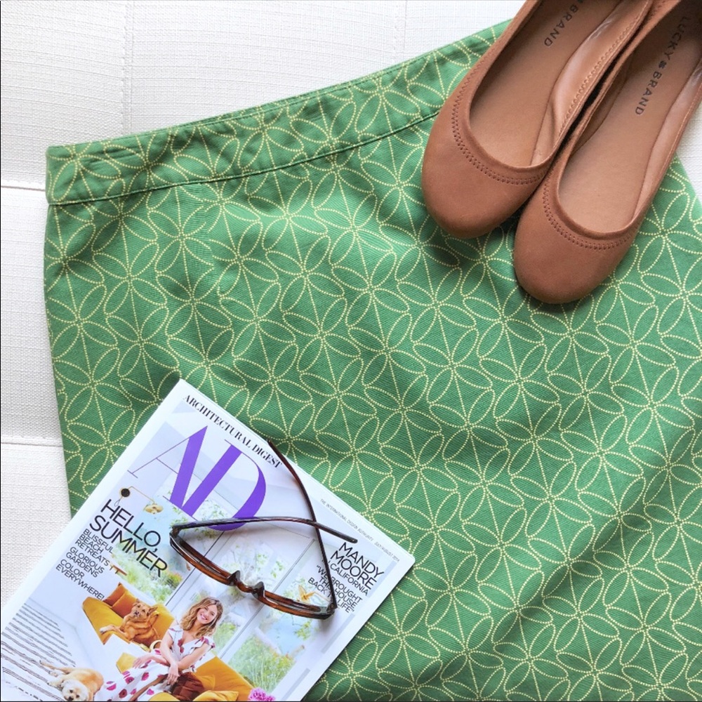 Beautiful condition- green Biden skirt